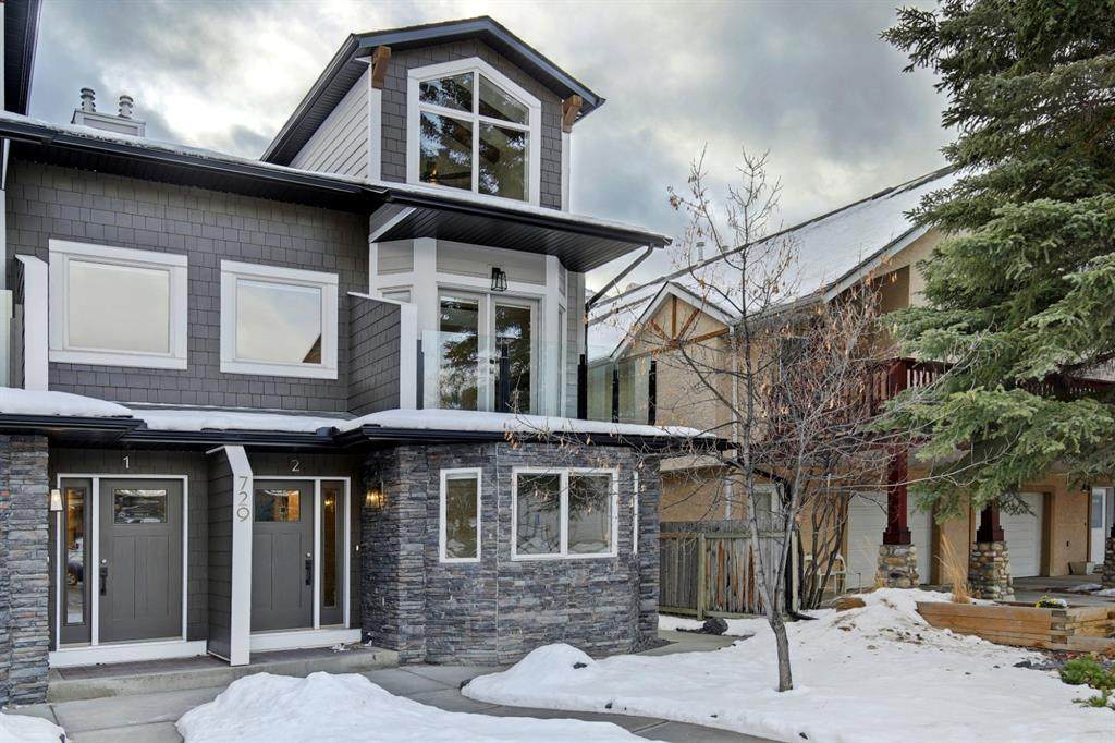 729 7th Street - Photo 1