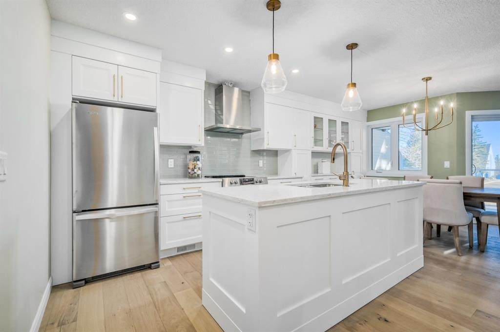 140 Strathaven Circle - Photo 1