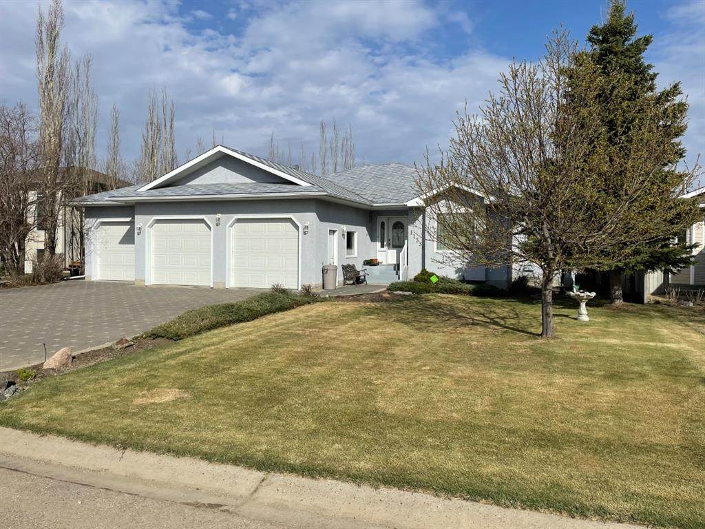 11336 112 Ave - Photo 1