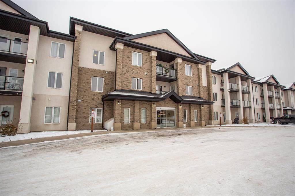 80A Kelloway Crescent - Photo 1