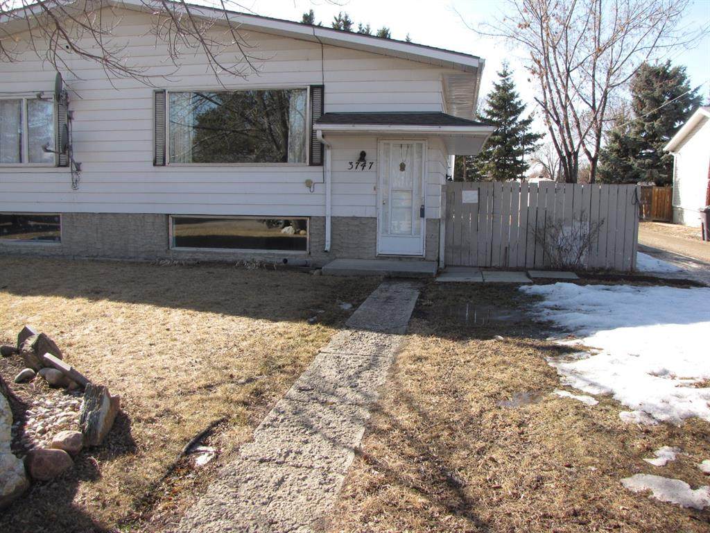 3747 50 Avenue - Photo 1