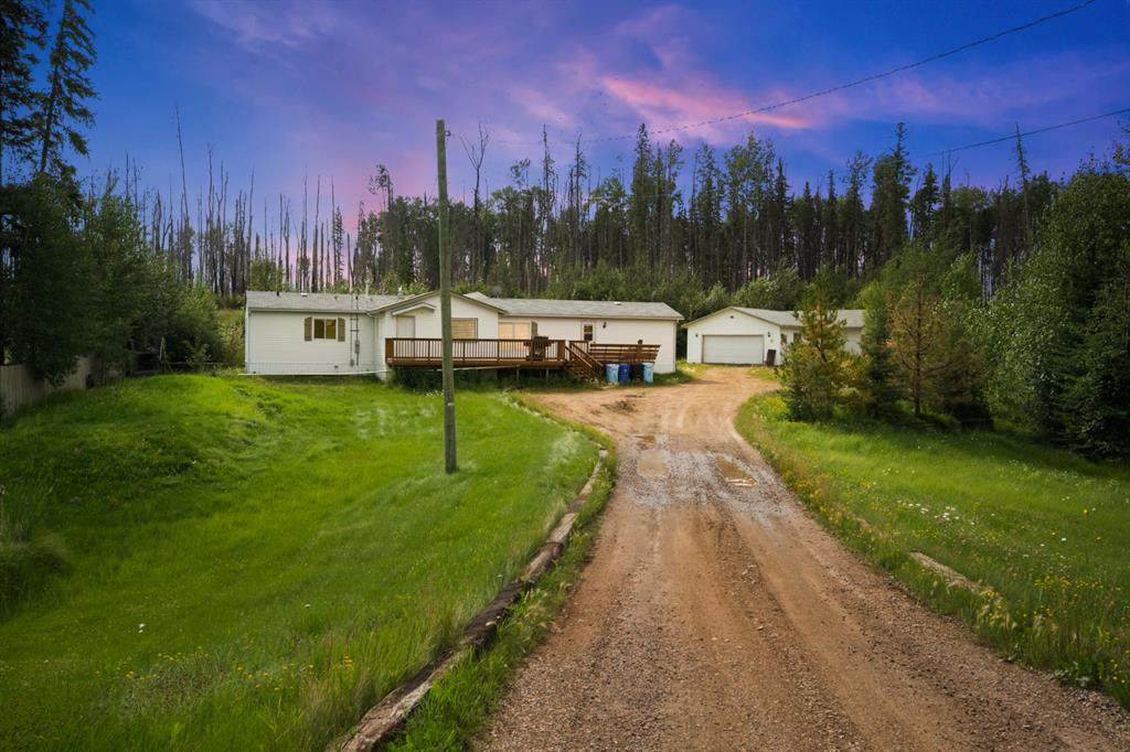 118 Woodward Crescent - Photo 1