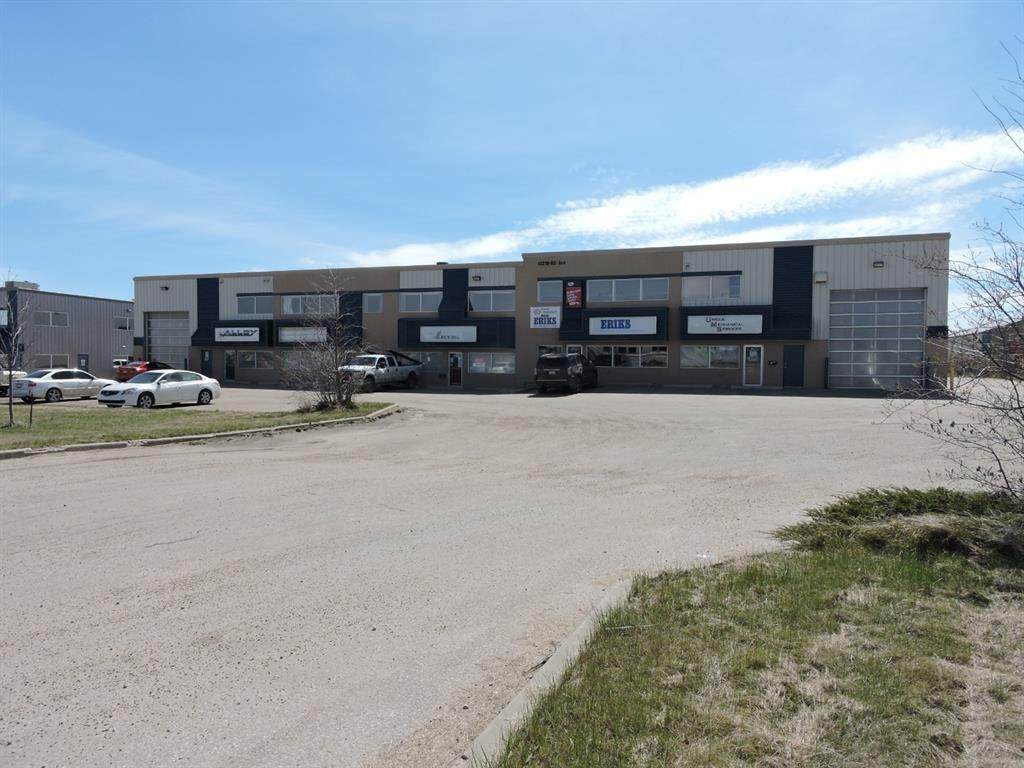 10219 88 Avenue - Photo 1