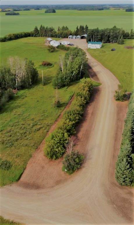 831040 Range Road 252 - Photo 1