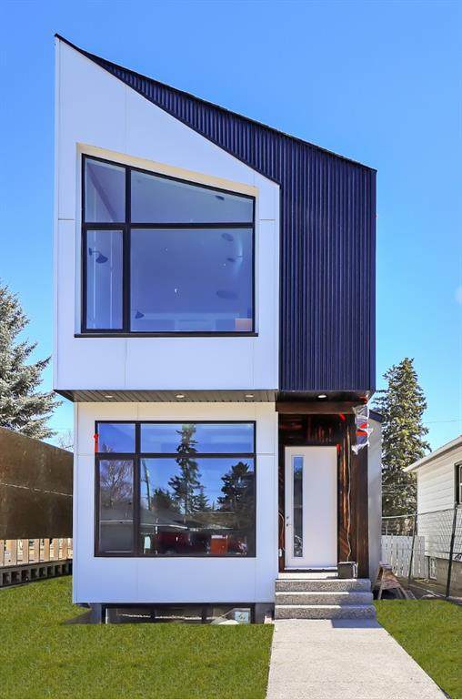 1440 29 Street - Photo 1