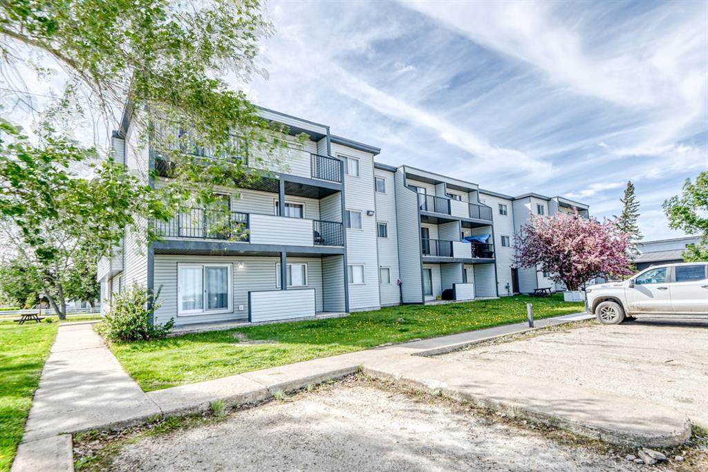 9903 97 Street - Photo 1