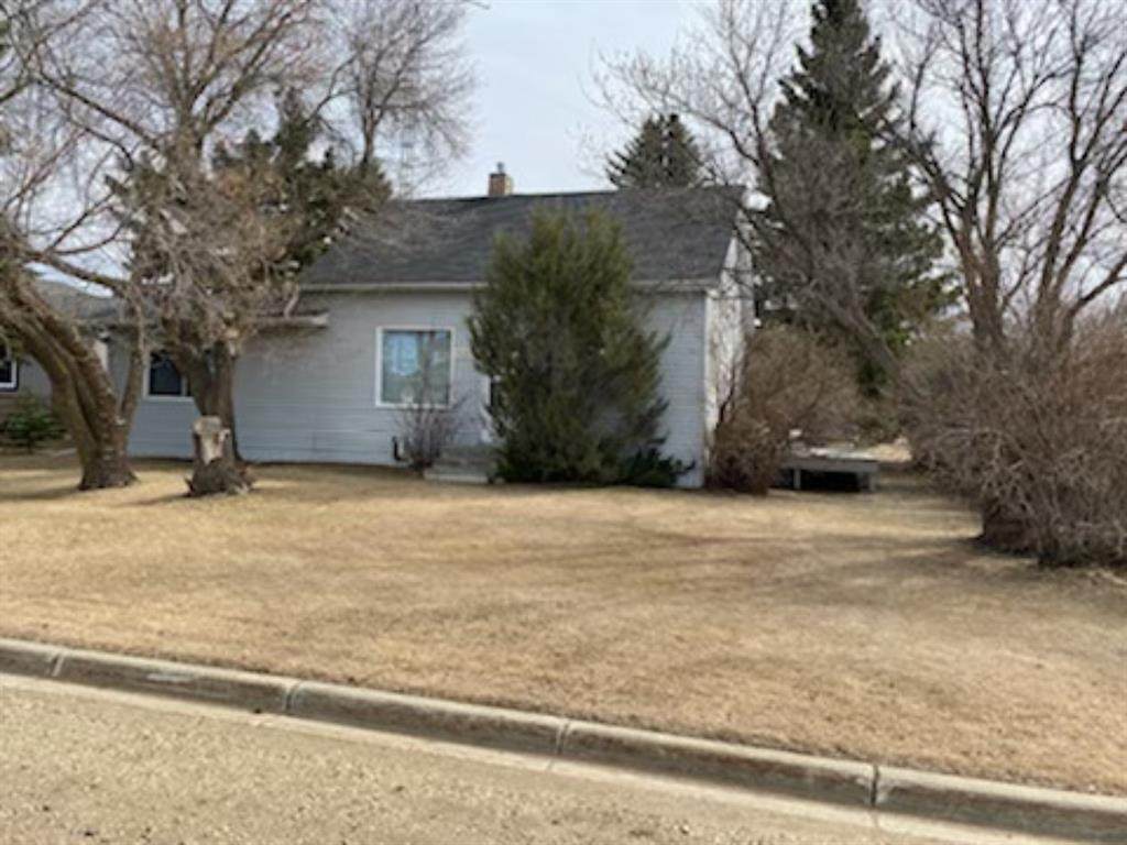 5301 48 Street - Photo 1