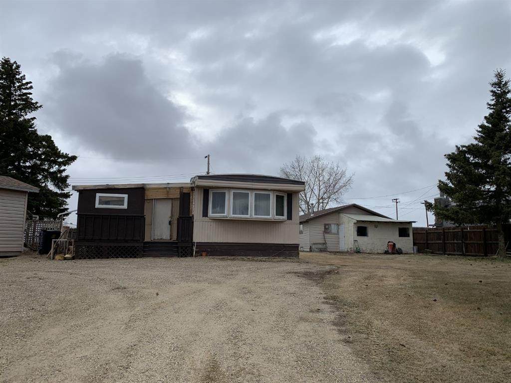 5717 52 Street - Photo 1