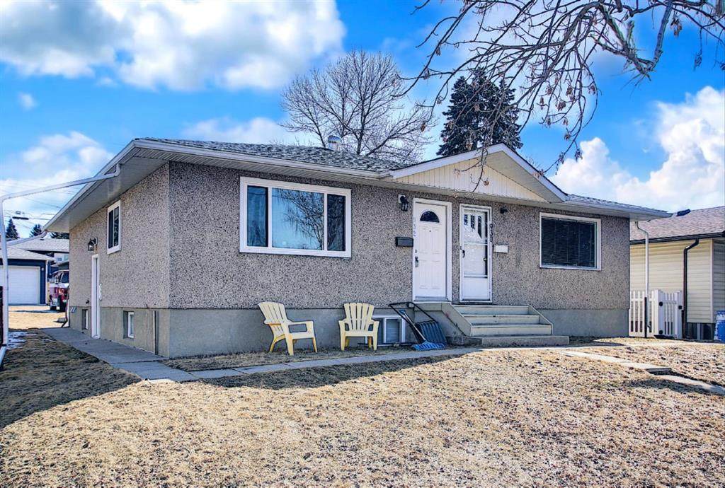 932 16 Street - Photo 1