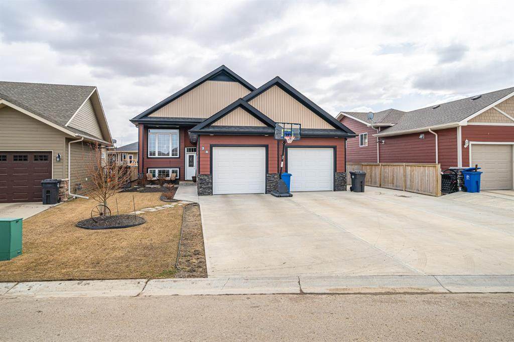 2715 73 Avenue - Photo 1