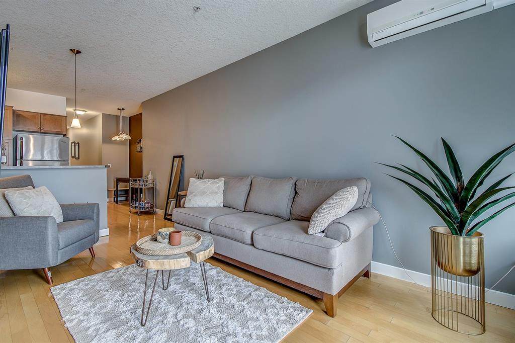 208 Holy Cross Lane - Photo 1