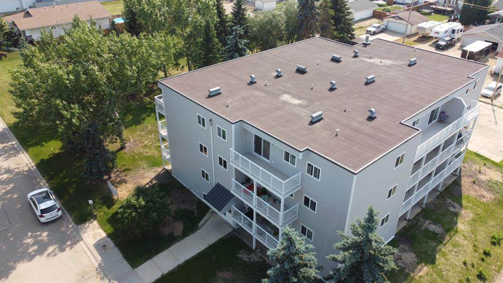 5418 52 Street - Photo 1