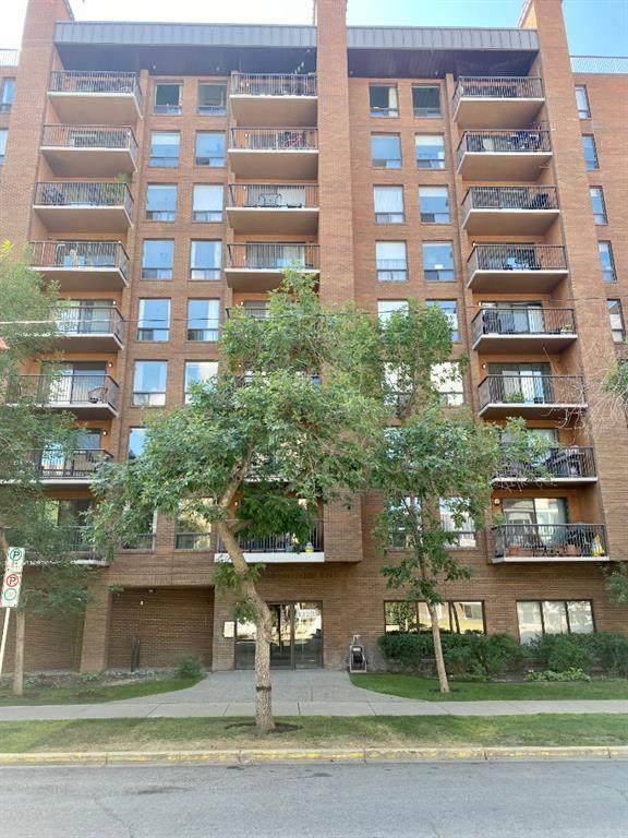 1323 15 Avenue - Photo 1