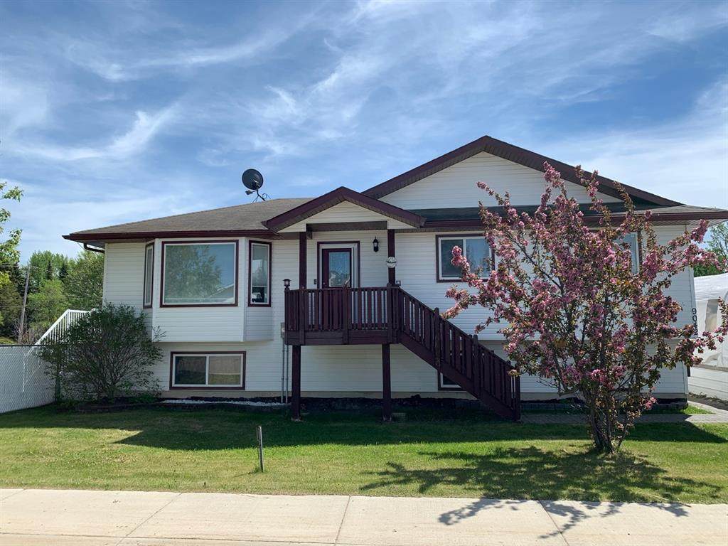 9042 91 Avenue - Photo 1