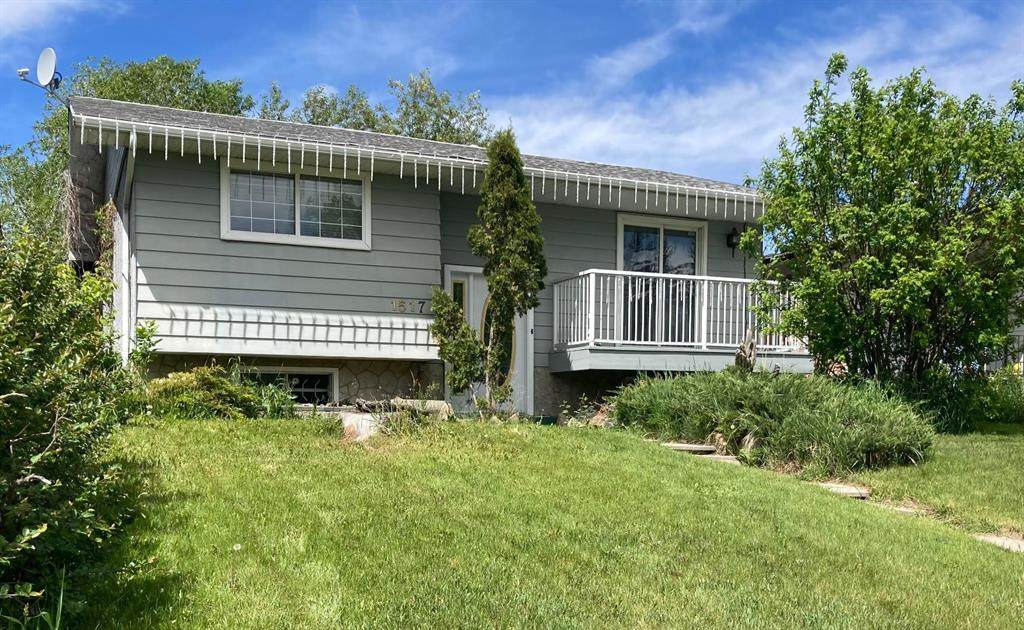 1517 44 Street - Photo 1