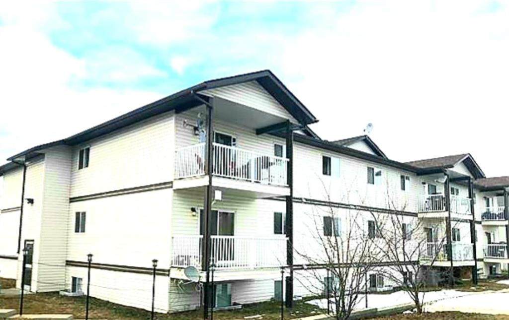 9508 99 Street - Photo 1