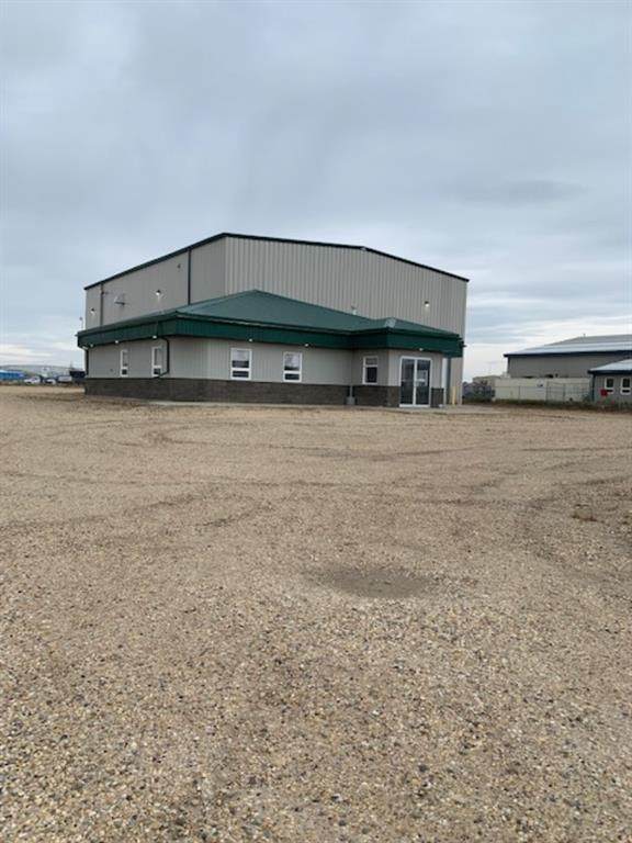8004 105 Street - Photo 1