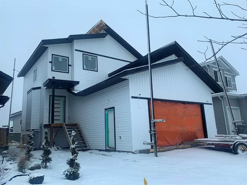 8625 72 Avenue - Photo 1