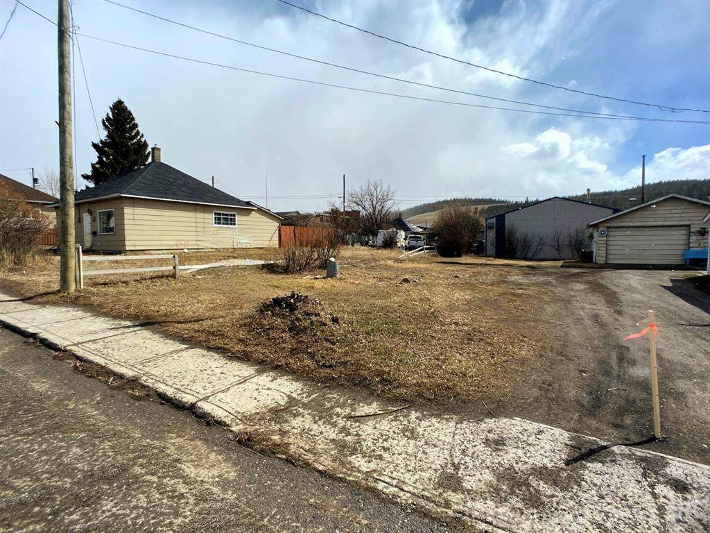 7518 18 AVE Avenue - Photo 1