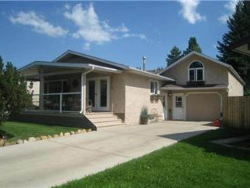 4713 56 Avenue - Photo 1