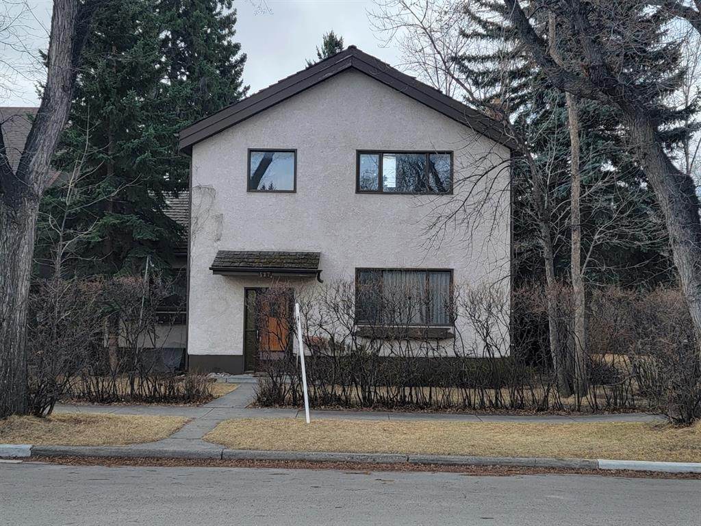 537 Riverdale Avenue - Photo 1