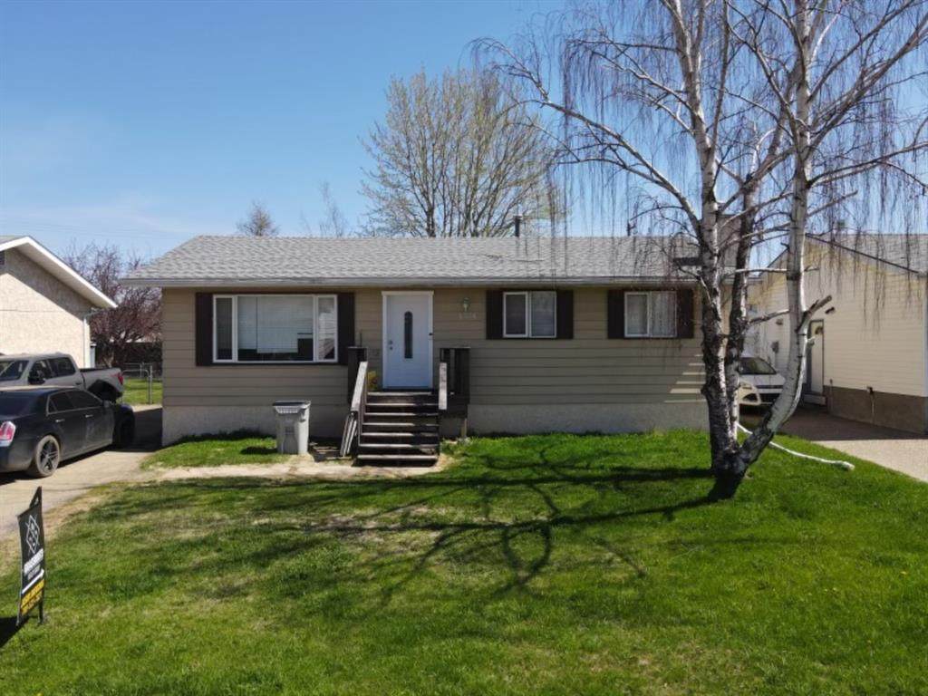 5025 43rd Street - Photo 1