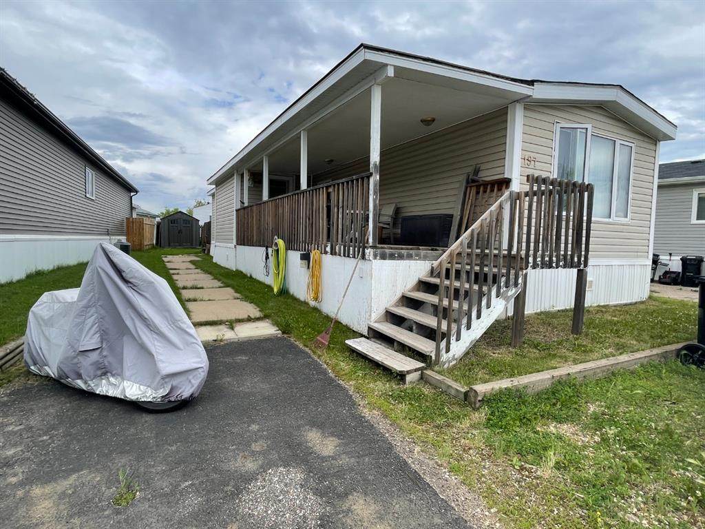 197 Caouette Crescent - Photo 1