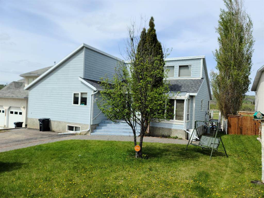 6930 99 Street - Photo 1