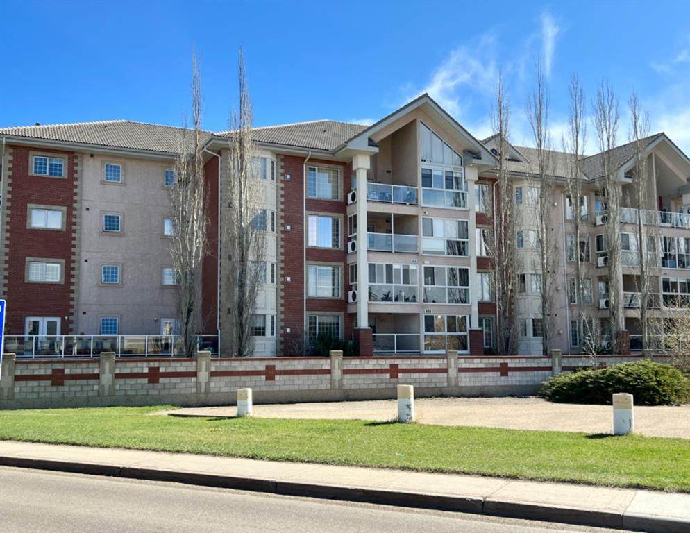 4805 45 Street - Photo 1