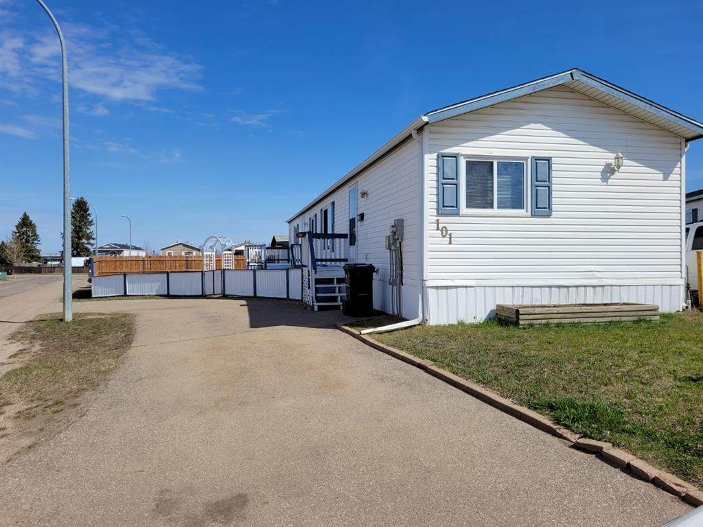 101 Grant Bay - Photo 1