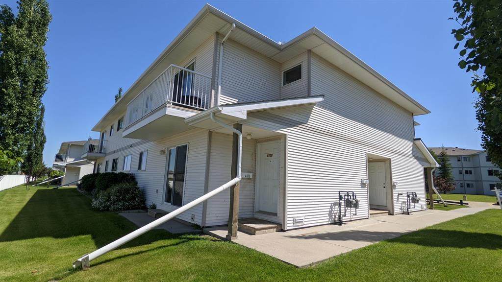 4915 68 Street - Photo 1