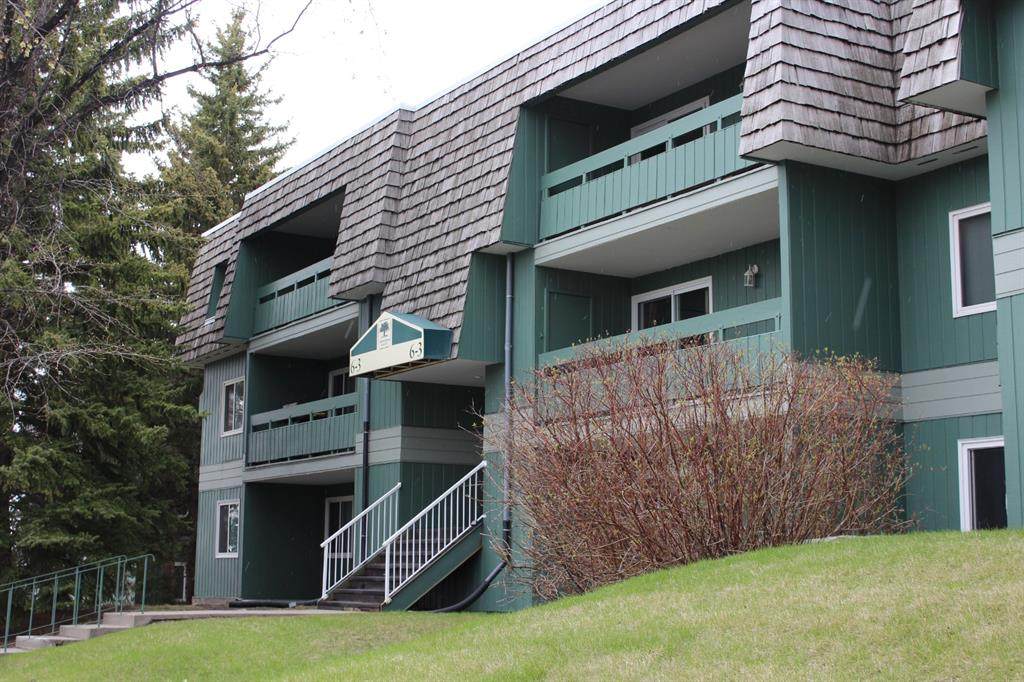 315 Southampton Drive - Photo 1