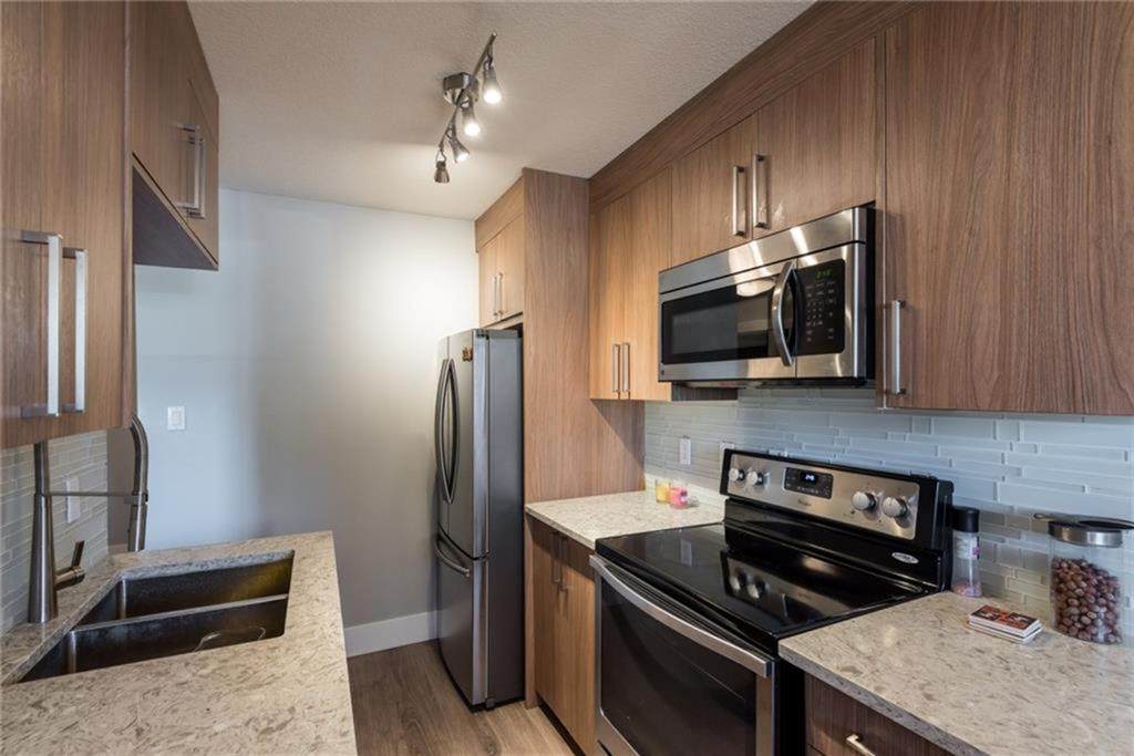 617 56 Avenue - Photo 1