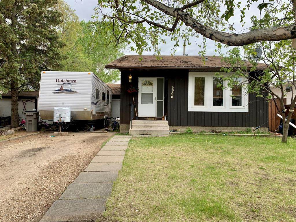 6906 98 Street - Photo 1