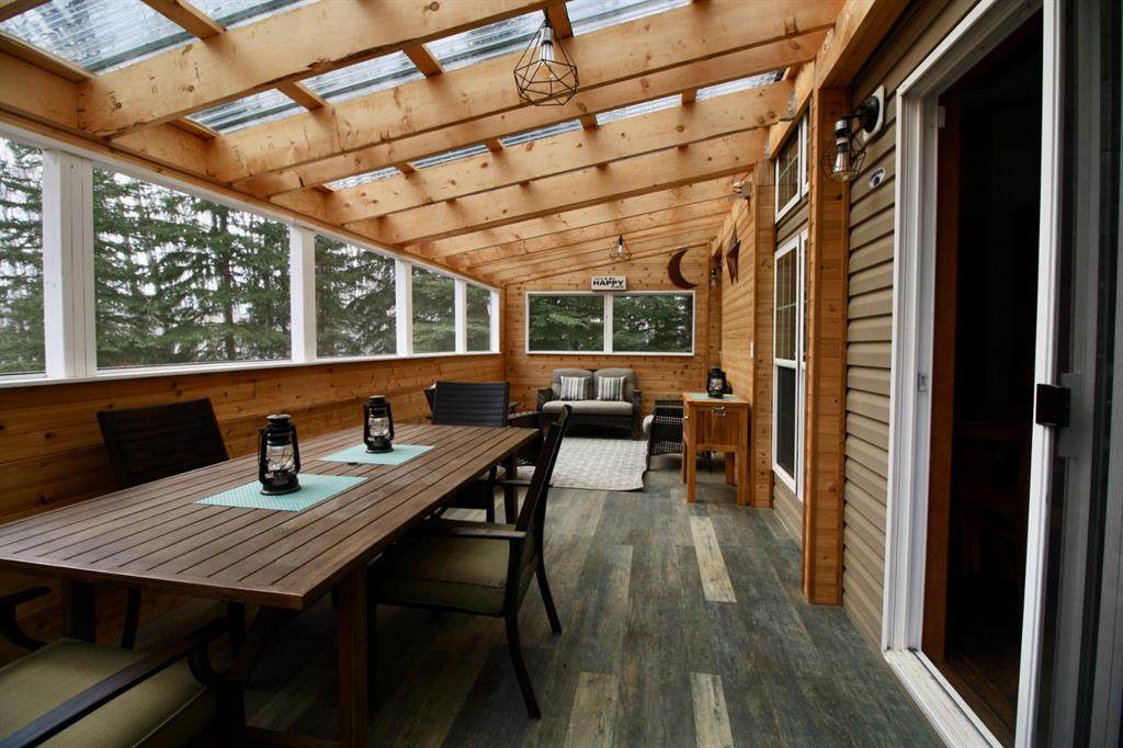 10 Tugate Drive - Photo 1