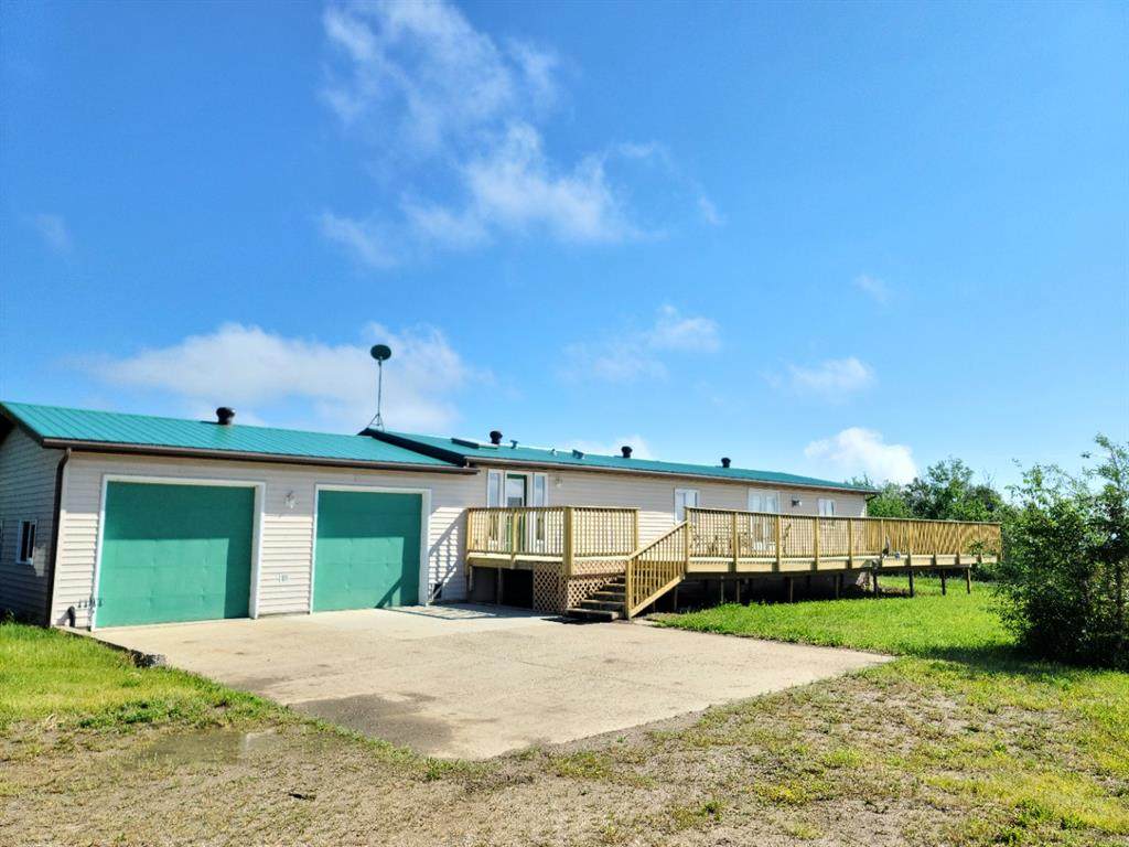 212045 Township Road 852 - Photo 1