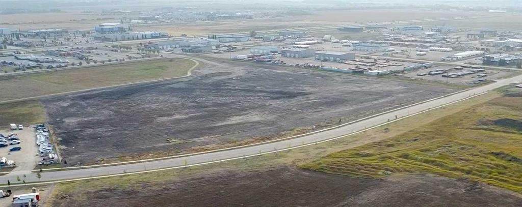 11901 104 Avenue - Photo 1