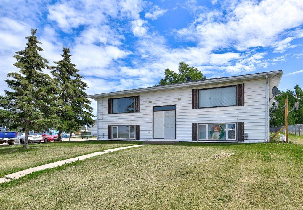 4826 56 Avenue - Photo 1