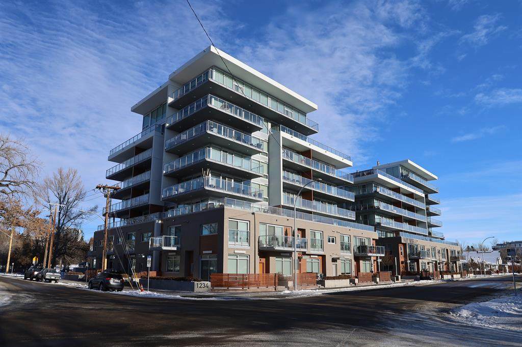 1234 5 Avenue - Photo 1