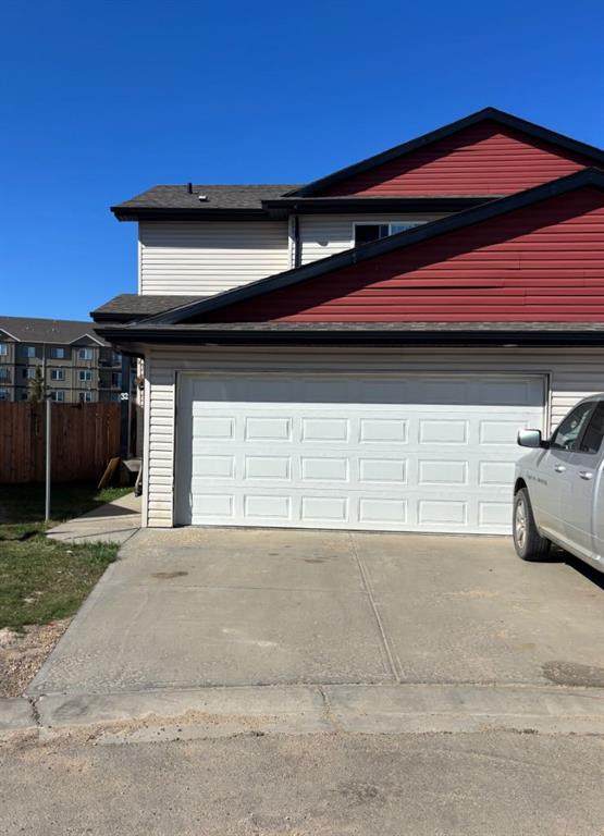 6802 50 Avenue - Photo 1