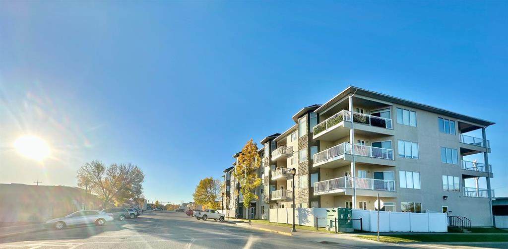 10212 101 Street - Photo 1