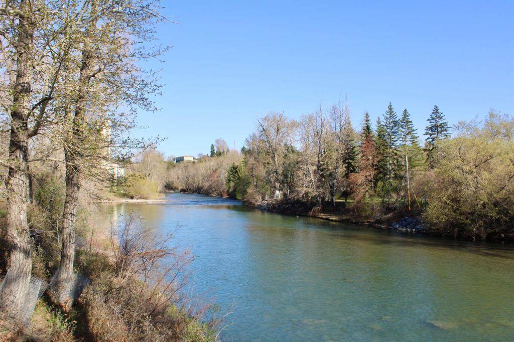 https://bt-photos.global.ssl.fastly.net/calgary/orig_boomver_2_A2217242-2.jpg