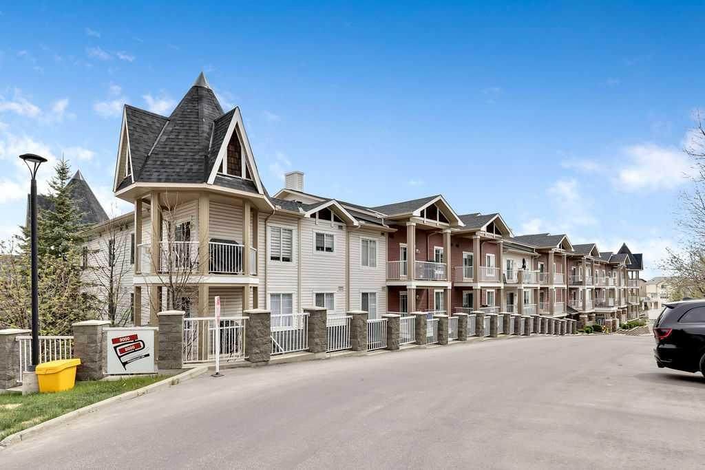 70 Panamount Drive - Photo 1