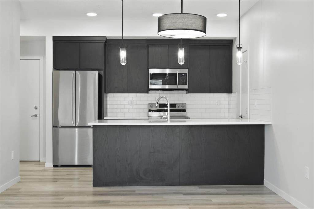 220 Seton Grove - Photo 1