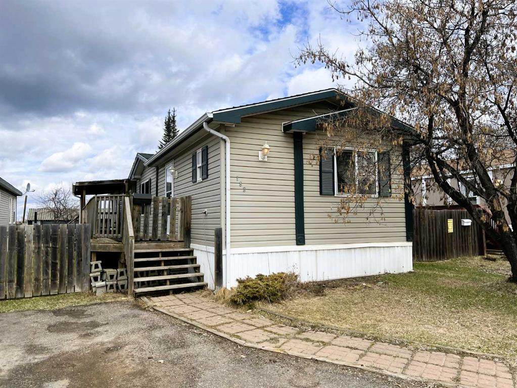 183 Grenoble Crescent - Photo 1