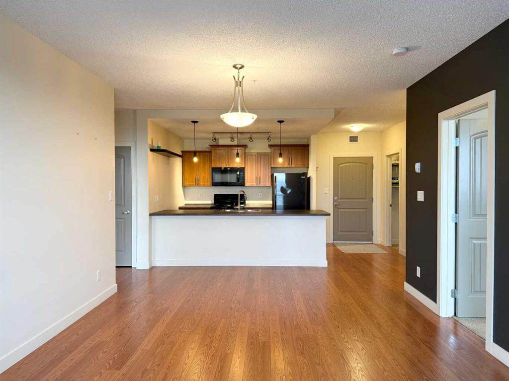 https://bt-photos.global.ssl.fastly.net/calgary/orig_boomver_2_A2225859-2.jpg