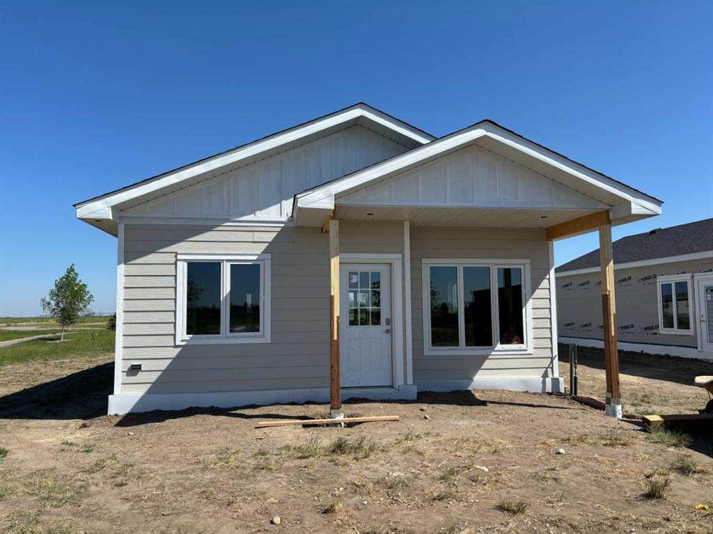 4913 72 Avenue - Photo 1