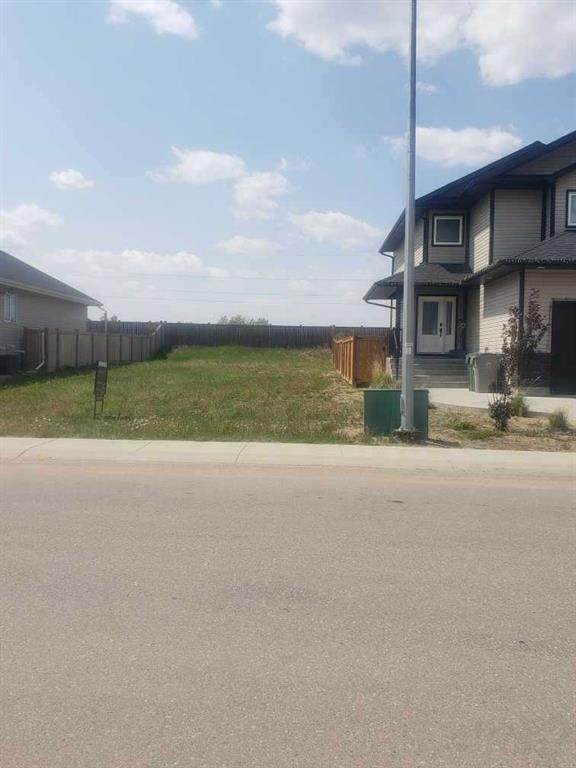 3510 74 Avenue - Photo 1