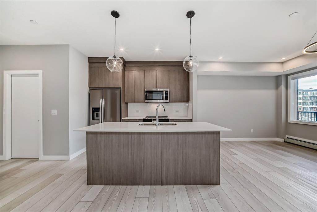 https://bt-photos.global.ssl.fastly.net/calgary/orig_boomver_2_A2228453-2.jpg
