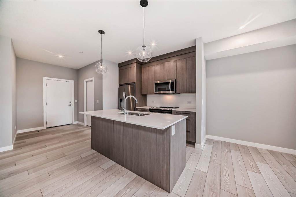 https://bt-photos.global.ssl.fastly.net/calgary/orig_boomver_2_A2228453-2.jpg